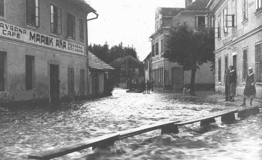 [Ana Marke's Hochwasser Picture]