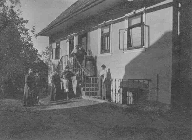 [Schartzenbach Summer Home]